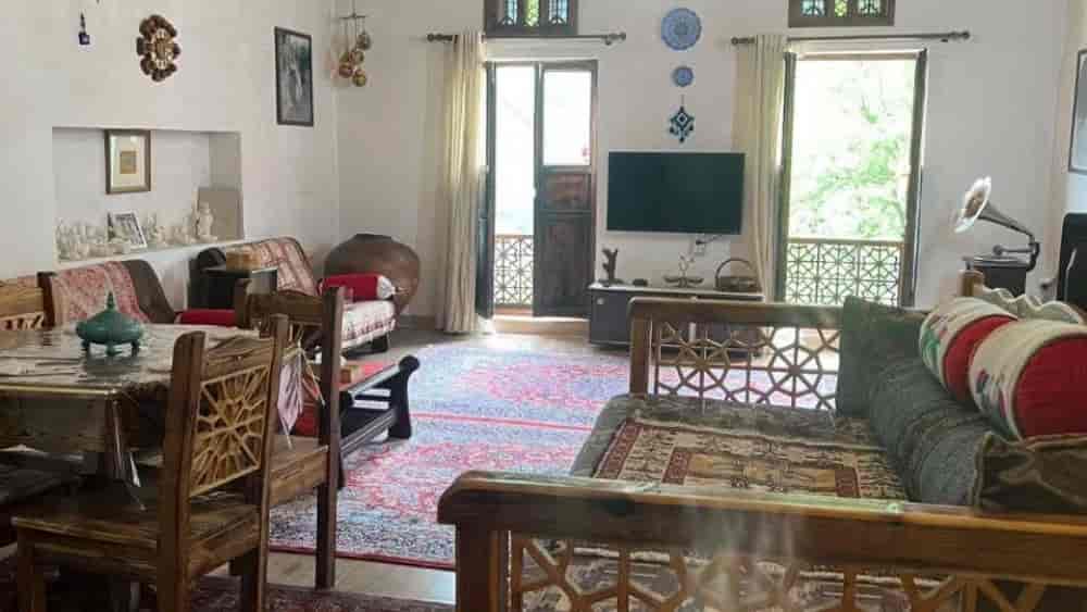 اقامتگاه خانه بر ماسوله طبقه بالا اقامتگاه خانه بر ماسوله طبقه بالا
